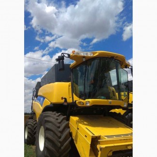 Комбайн New Holland CR 9080