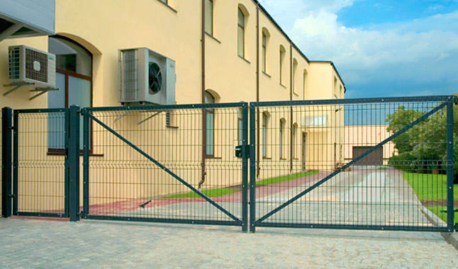 Фото 7. Забор из профнастила, забор из сетки - ограждение для агрофирм, сельхозпредприятий, ферм