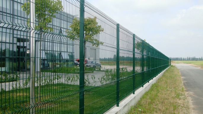 Фото 8. Забор из профнастила, забор из сетки - ограждение для агрофирм, сельхозпредприятий, ферм