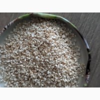 Крупа пшенична або ячмінна