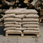 Пеллеты топливные сосна, дуб 6-8мм ENplus-А1 от производителя в Киеве и области + хранение