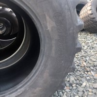 Б-у шина 650/75R32 (24.5-R32) BKT на комбайн