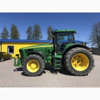 Трактор John Deere 8520