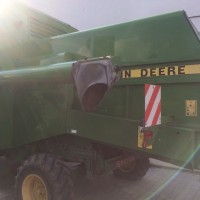 Комбайн John Deere 1072