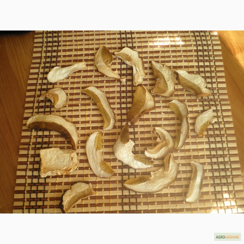 Продам сушеные белые грибы хорошего качества, цена указана за килограм