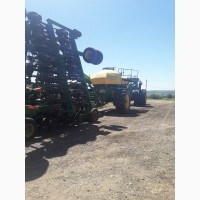 Продам посевной комплекс John Deere 1890+1910(250 буш)