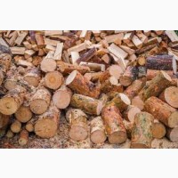 В продаже дрова сосна в чурках є в мітровках.Доставка дров по Харькову і пригороду