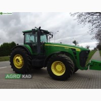 John Deere 8330