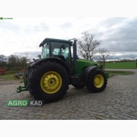 John Deere 8330