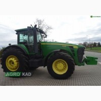 John Deere 8330