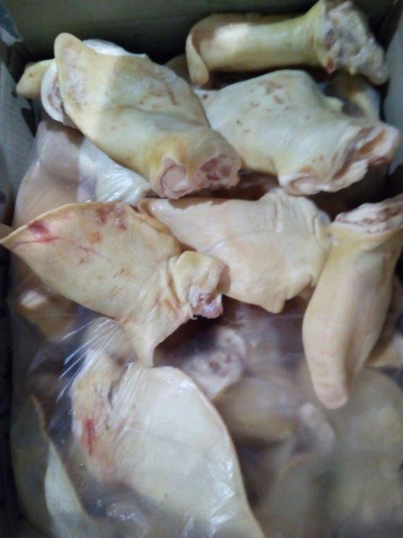 ООО« Амтек Трейд» предлагает замороженные свиные уши и хвосты