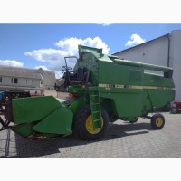 Комбайн John Deere 1052