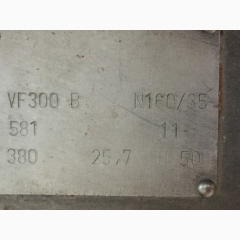 Фото 8. Шприц вакуумный Handtmann VF300 с двойным выпуском