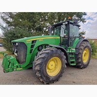 Трактор John Deere 8530