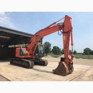 Гусеничный экскаватор Hitachi ZX 225 US LC