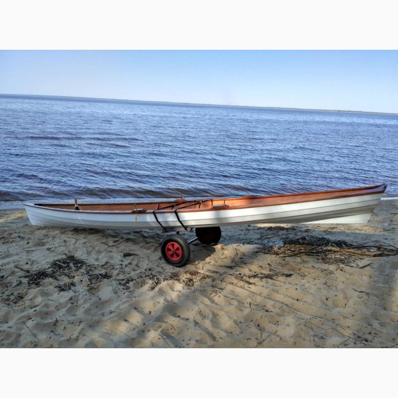 Фото 10. Деревянная лодка для любителей и ветеранов академической гребли