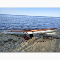 Деревянная лодка для любителей и ветеранов академической гребли