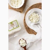 Сир кисломолочний натуральний фермерський 40 грн/кг