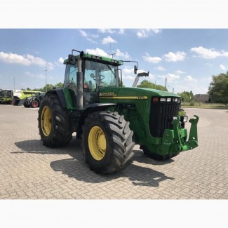 Трактор John Deere 8310