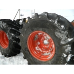 Шины для комбайна CLAAS LEXION / шины для трактора CLAAS 800/65 R32