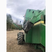 John Deere 1068H