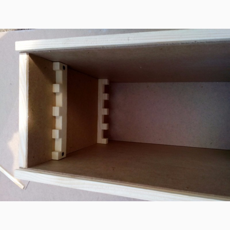 Фото 5. Тара (ящики) для перевозки пчелопакетов