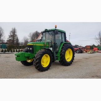 Трактор John Deere 6310