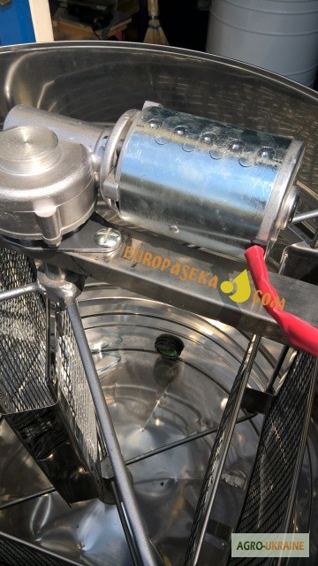 Фото 5. Медогонка Euro4Е НТЦ с поворотом кассет 4-х рамочная нержавеющая с червячным эл.приводом в