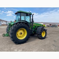 Трактор John Deere 8210 Рік випуску: 2001 Об#039;єм двигуна: 8100 см³ Потужність: 235 к.с