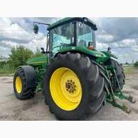 Трактор John Deere 8400