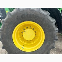 Трактор John Deere 8400