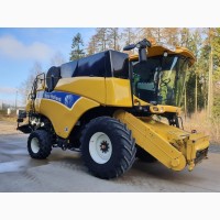 Комбайн New Holland CX 8080