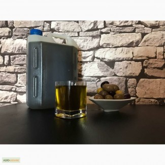 Продам оливковое масло первого и холодного отжима из Греции. Остров Крит