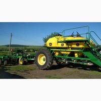 Посівний комплекс John Deere 1890