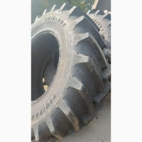 Б/в шина 710/70R42 Uniglory на трактор задні