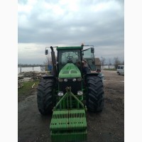 Трактор John Deere 8520