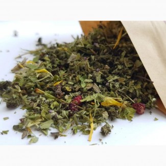 Земляничный чай (травяной черный чай из земляники)