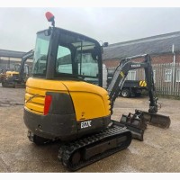 Продам мініекскаватор Volvo EC 27 C