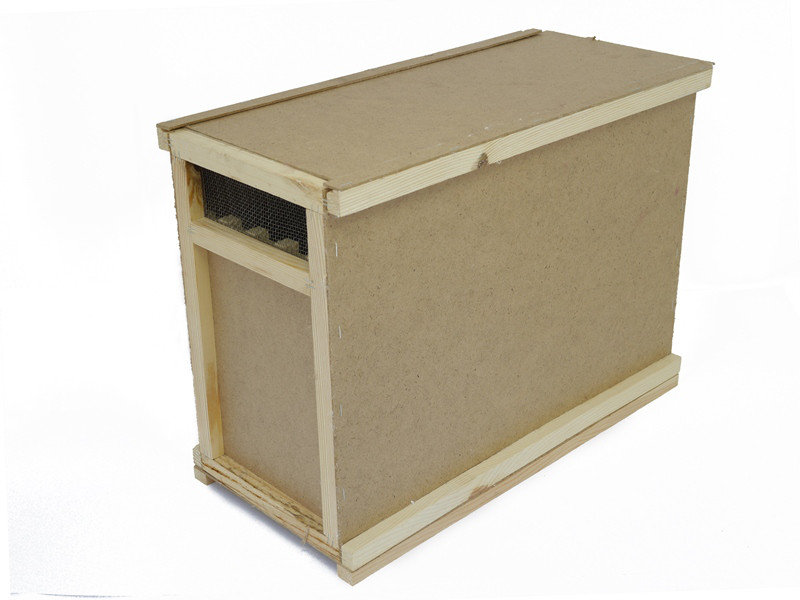 Фото 2. Ящик для бджолопакетів пчелопакет