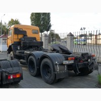 Продам полноприводный седельный тягач 6х6 с фаркопом и лебедкой на базе КамАЗ-65111