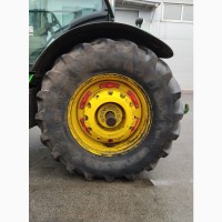 Трактор колесный JOHN DEERE 8335R