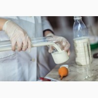 Продам просроченную молочную продукцию (молоко, сметана) оптом, г. Полтава