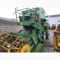 Комбайн John Deere 925